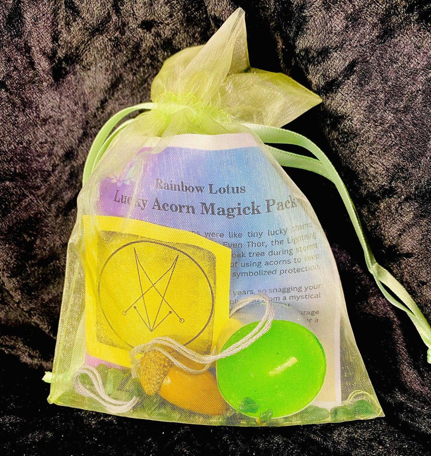 Lucky Acorn Necklace Magick Pack