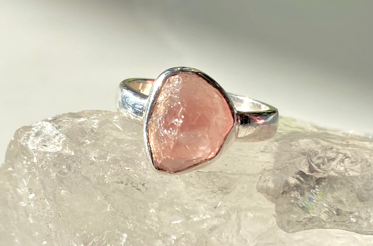 Stunning Vintage Pink Morganite Ring in Sterling Silver Setting Size 6