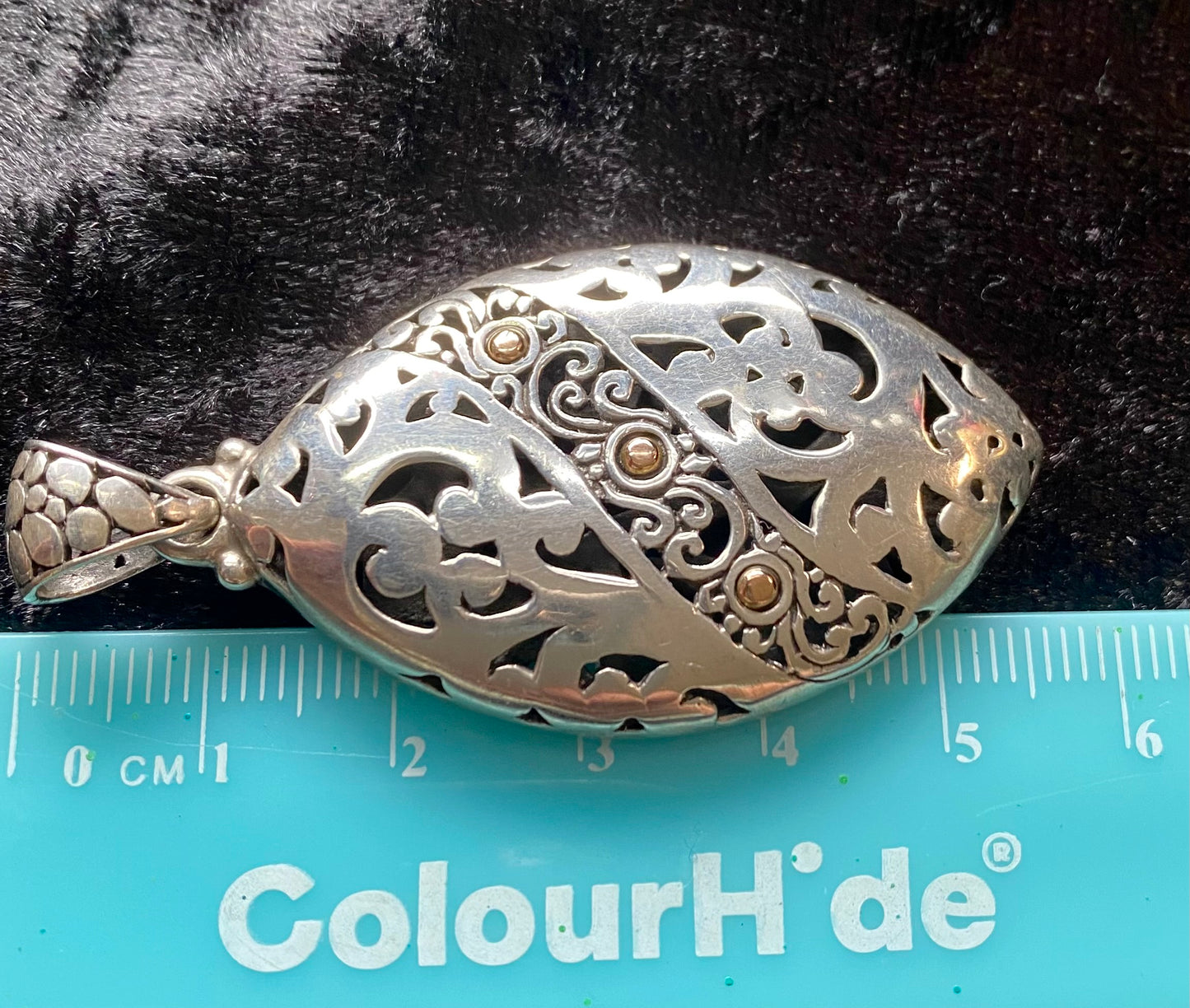 Stunning Sterling Silver Pendant made with Balinese Silver