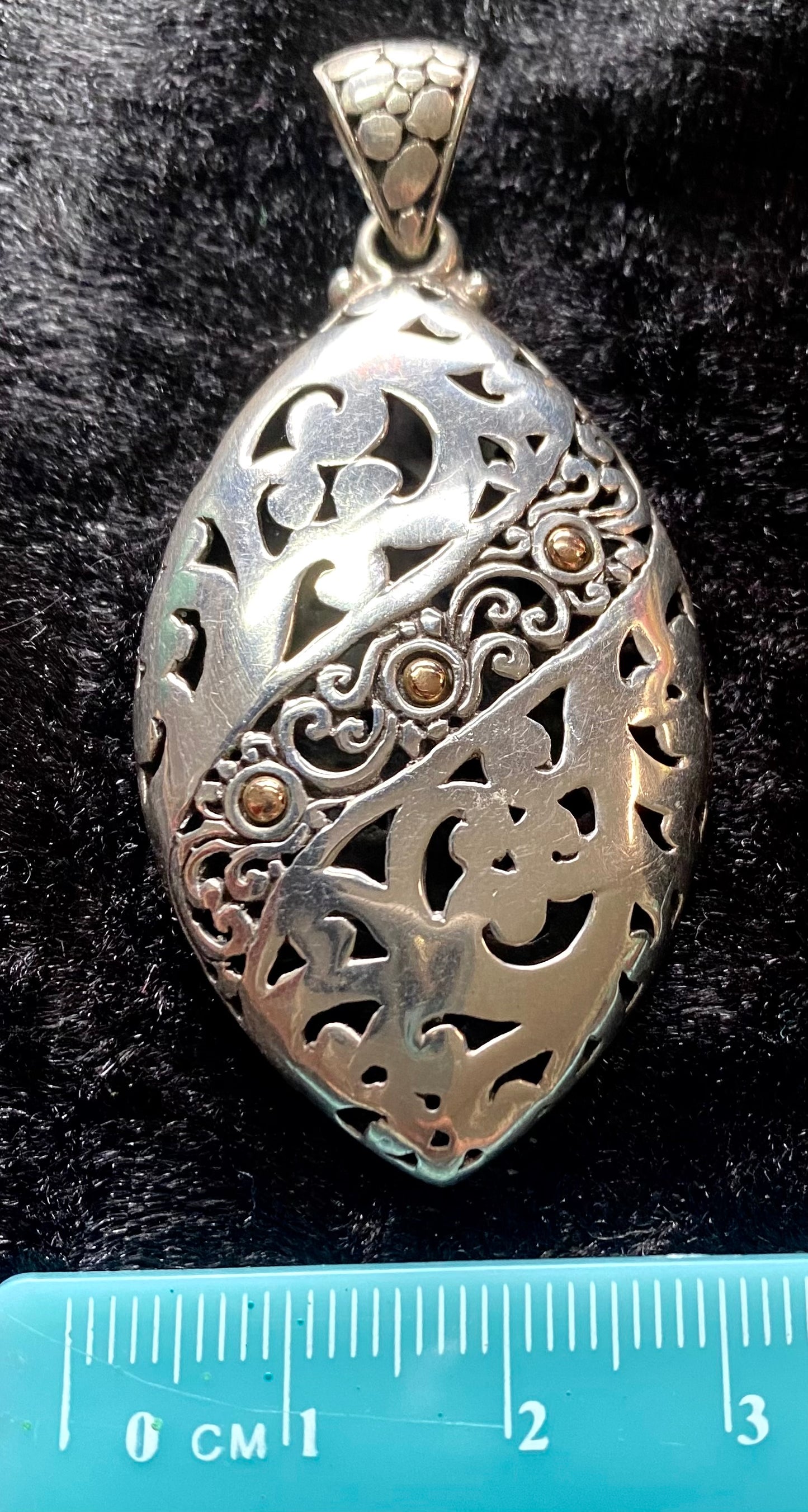 Stunning Sterling Silver Pendant made with Balinese Silver