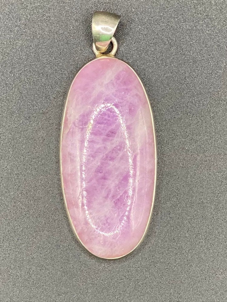 Gorgeous rose pink Kunzite Pendant with Sterling Silver setting